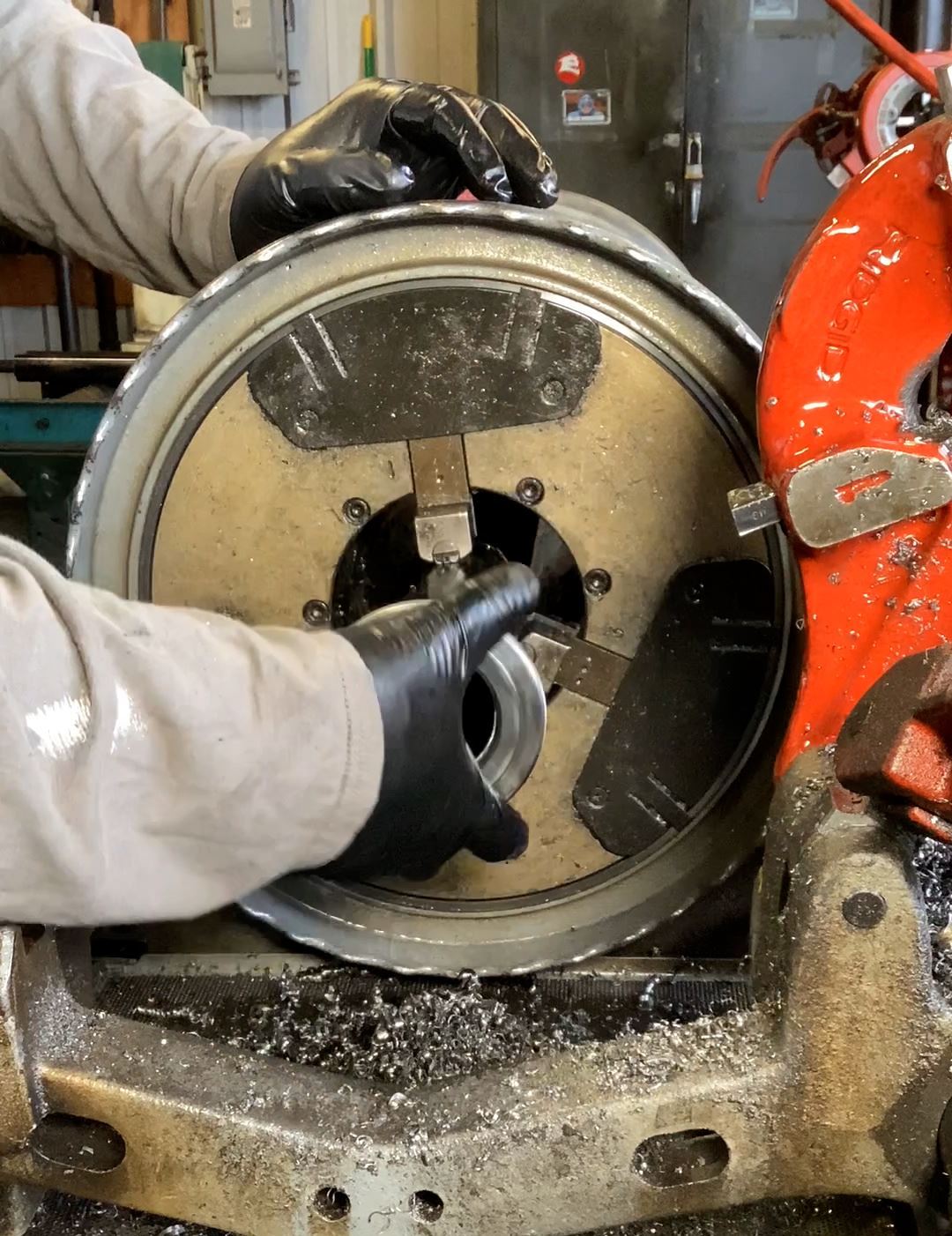 image of threading machine