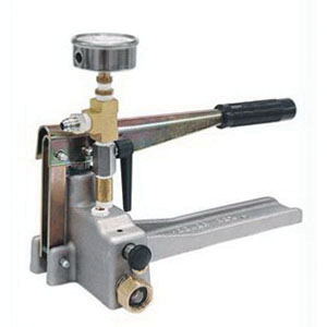 HYDROSTATIC TEST PUMP 300 PSI (WHEELER# 29200)
